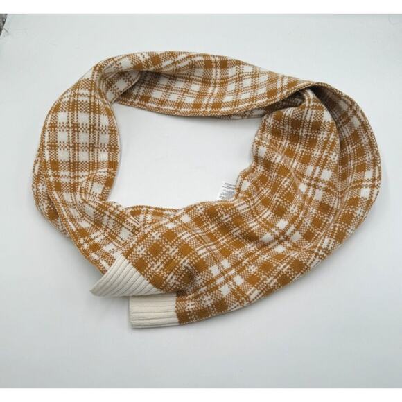 Timberland | Women's Plaid Wool Blend Scarf Brown & White | Layering Accessory - Picture 3 of 7